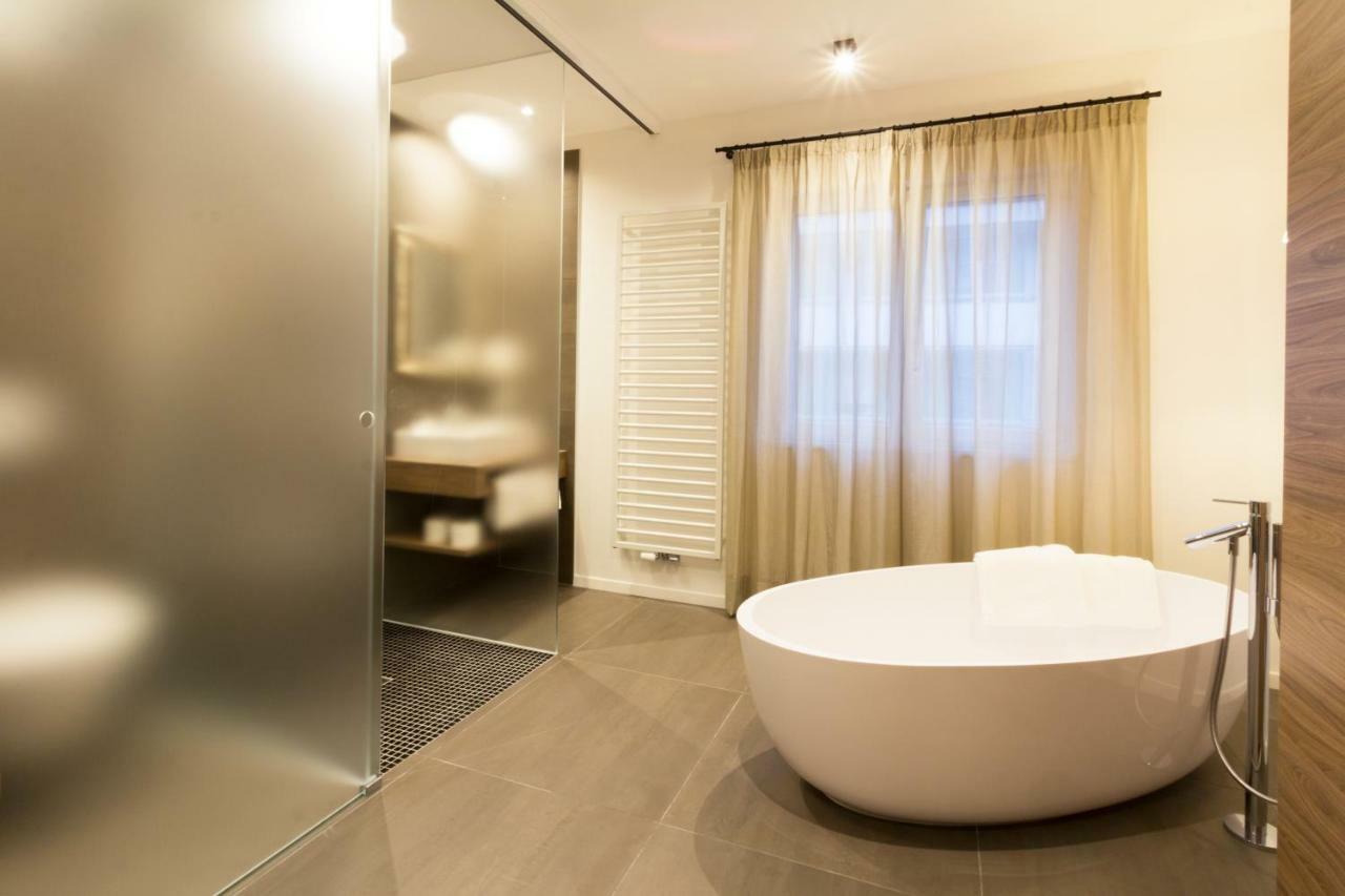 Apartments Sissi & Franz เมราโน ภายนอก รูปภาพ